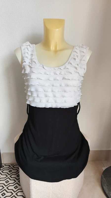 Adorable little black and white two-tone preppy / retro skater dress Size 3 – photo 2